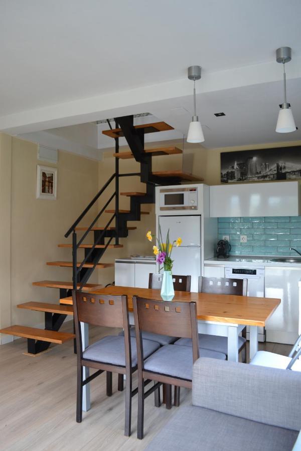 Apartamentos Puerta De Gijón Eksteriør bilde